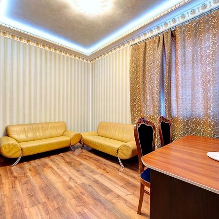 Hotel Kiev Lomakin Eksteriør billede
