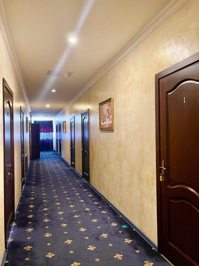 Hotel Kiev Lomakin Eksteriør billede