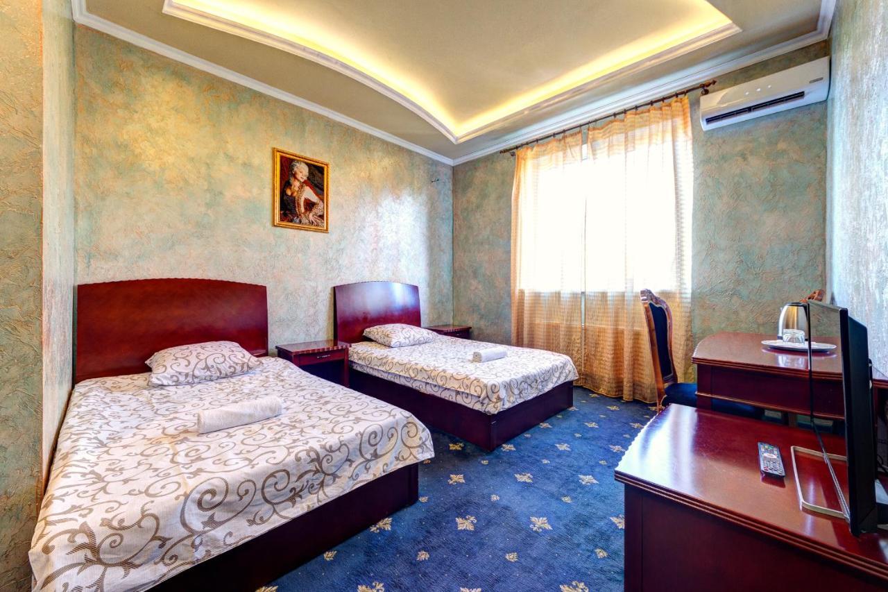 Hotel Kiev Lomakin Eksteriør billede