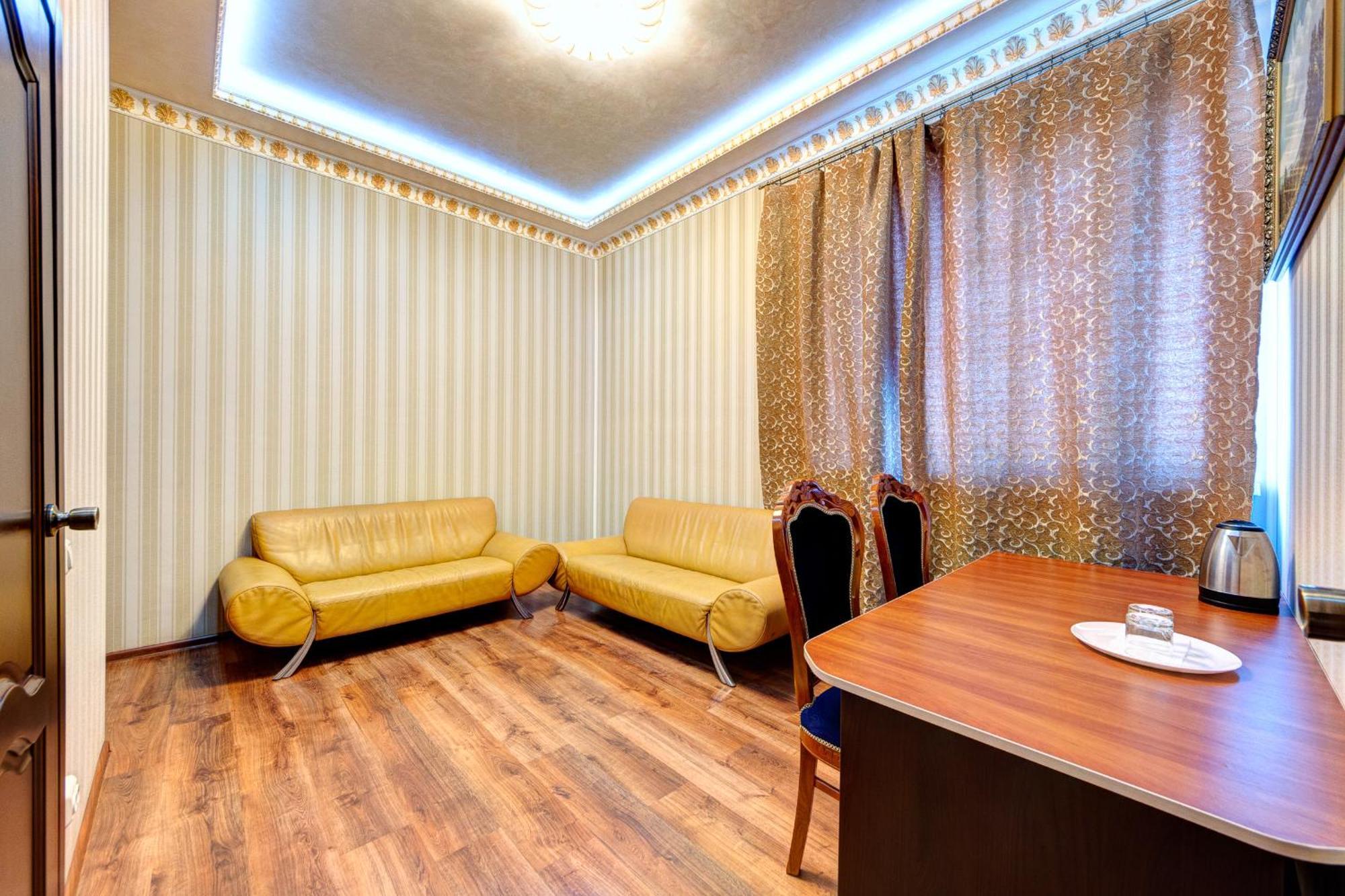 Hotel Kiev Lomakin Eksteriør billede