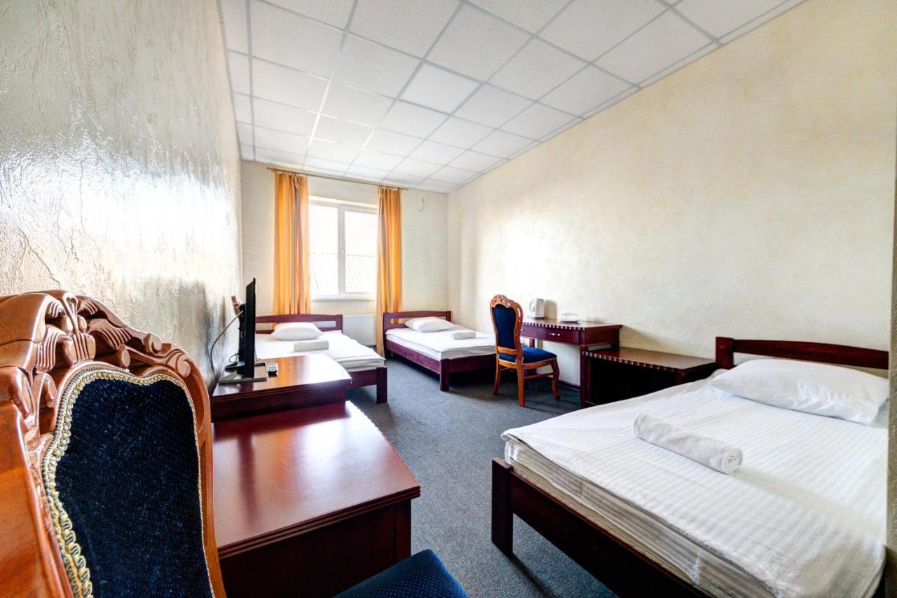 Hotel Kiev Lomakin Eksteriør billede